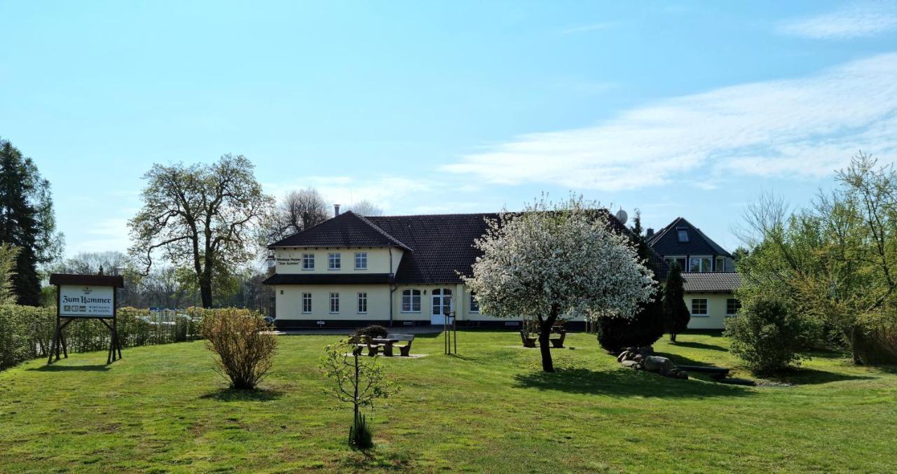 Wirtshaus & Pension "Zum Hammer" Neustadt  Exterior photo